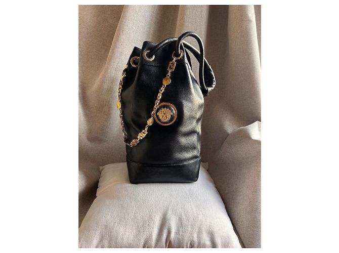 Vintage Gianni Versace Eimer Tasche Schwarz Gold hardware - Ansicht 10