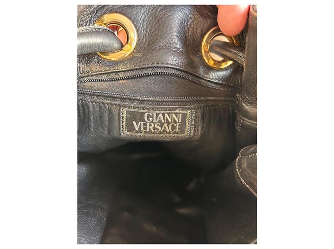 Vintage Gianni Versace Eimer Tasche Schwarz Gold hardware - Ansicht 16