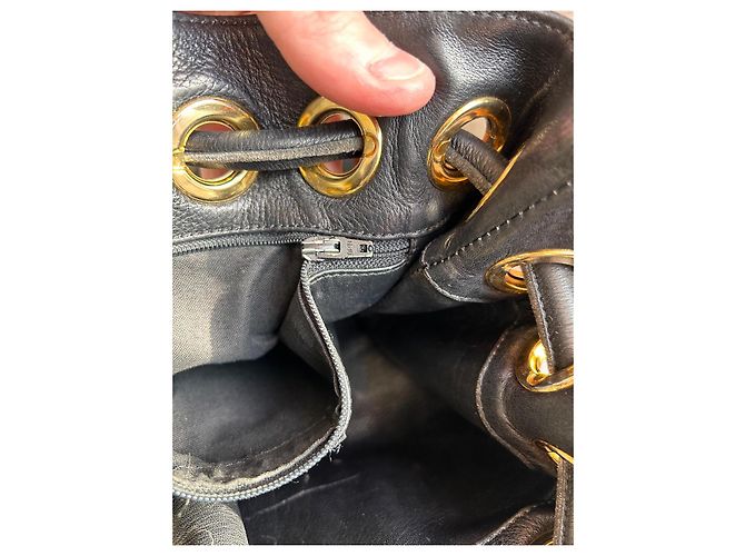 Vintage Gianni Versace Eimer Tasche Schwarz Gold hardware - Ansicht 17