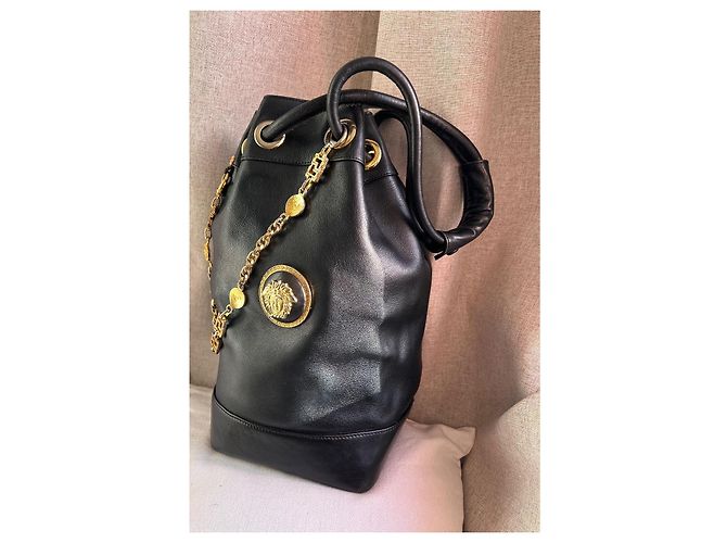Vintage Gianni Versace Eimer Tasche Schwarz Gold hardware - Ansicht 4