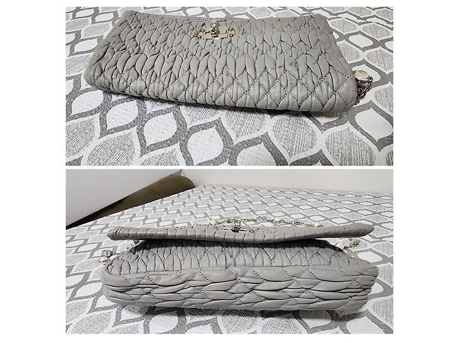 Borsa a Spalla Miu Miu Matelassé Decorata con Cristalli Ash Grigio - vista 9