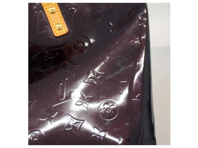 Borsa Tote Vernis Bellevue GM di Louis Vuitton Bordò - vista 9