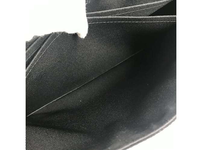 Borsa Messenger Explorer PM Monogram Eclipse Louis Vuitton Nero Monogramma - vista 13