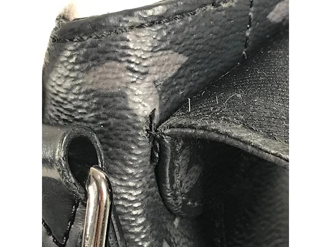 Borsa Messenger Explorer PM Monogram Eclipse Louis Vuitton Nero Monogramma - vista 16