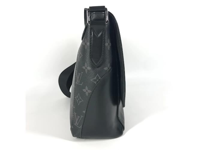 Borsa Messenger Explorer PM Monogram Eclipse Louis Vuitton Nero Monogramma - vista 3