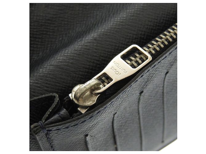 Portafoglio Lungo Brazza Taiga di Louis Vuitton Blu navy - vista 7