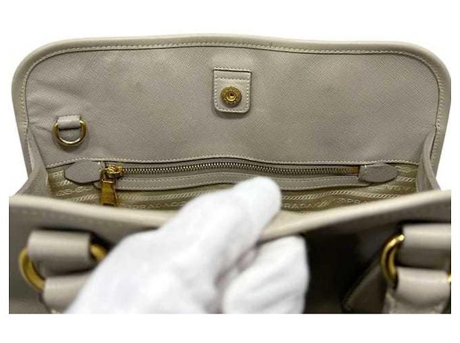 Borsa a mano 2 in 1 in pelle Saffiano beige di Prada - vista 10