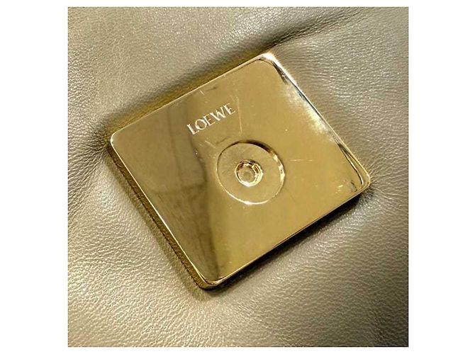 Borsa a Spalla Goya Puffer Loewe Verde Cachi - vista 9