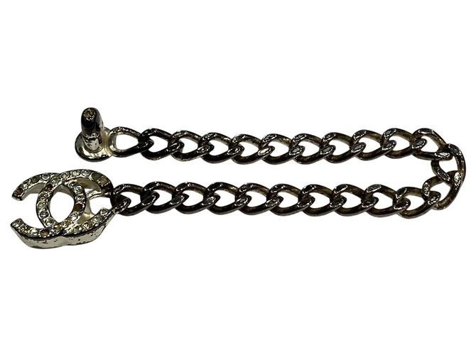 Bracciale charm Turn Lock con il logo Coco di Chanel - vista 9