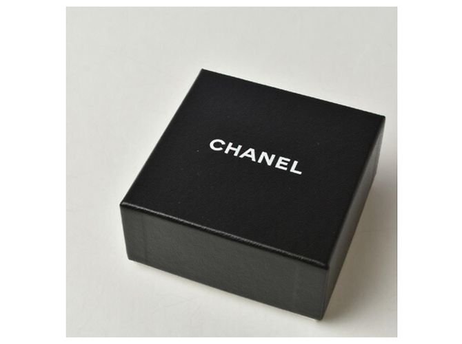 Anello in gunmetal con strass e perle Chanel Coco Mark Metallico - vista 6
