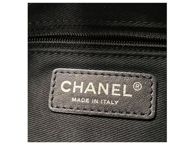 Chanel Medium Camera Case Shoulder Bag in Black Caviar Leather - view 7