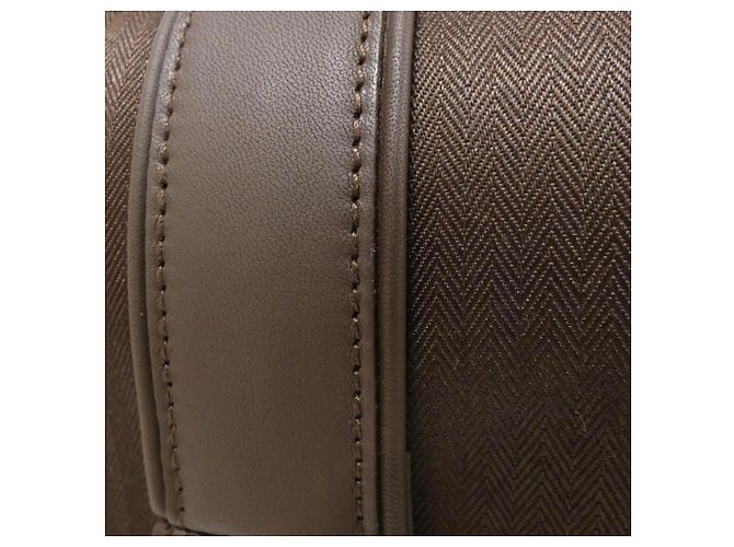 Hermès Acapulco MM Tasche aus Chevron-Canvas Braun - Ansicht 2