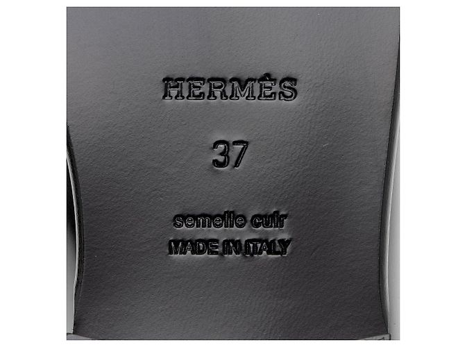 Hermès Kalbsleder Fransen Loafers mit Nieten - Größe 7 / 37 Schwarz - Ansicht 7