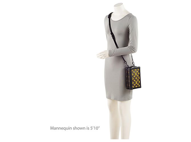Borsa Trunk Vertical Soft in Tela Monogram Tuffetage di Louis Vuitton Nero - vista 5