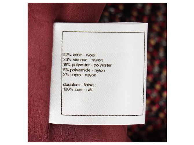 Timeless Chanel Tweed Jacket in Burgundy Wool Dark red - view 5