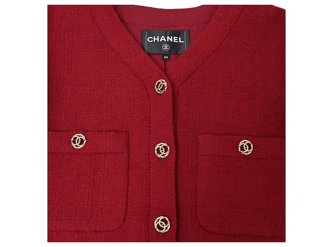 Timeless Chanel Buttoned Jacket in Red Wool - view 5