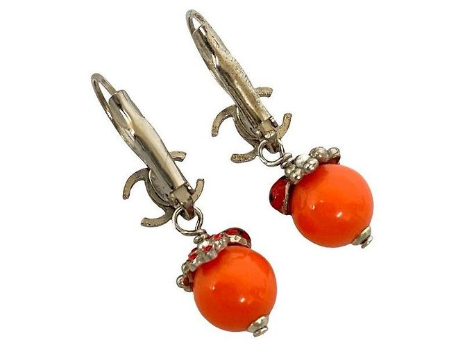 Orecchini Chanel Coco Mark Fiore Coccinella Argento Metallico - vista 5
