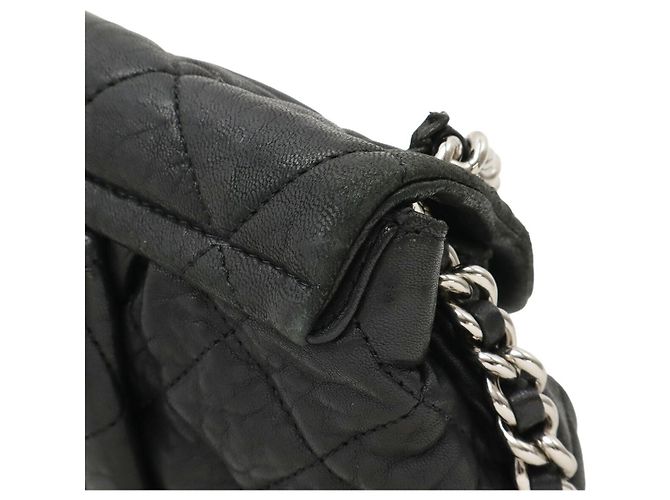 Borsa a spalla in pelle di agnello matelassé nera di Chanel Nero - vista 4