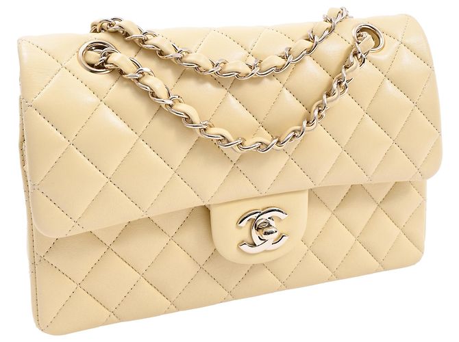 Timeless Borsa classica media a doppio flap trapuntata Chanel in pelle gialla Giallo - vista 8