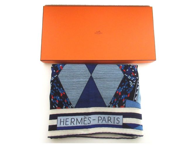 Silk In Sciarpa in cashmere e seta Hermès Carré Jean 140 Patchwork Cavallo Blu - vista 6