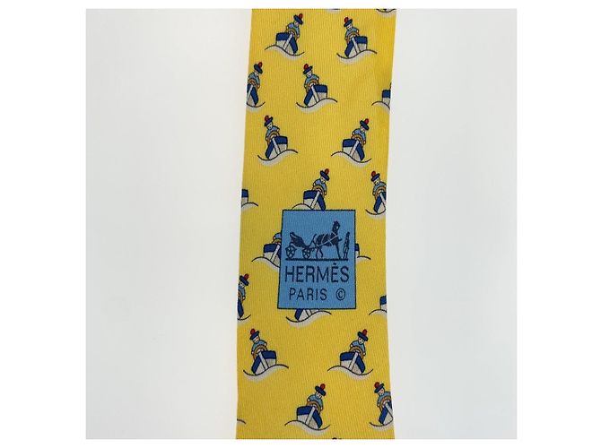 Hermès Seeschiff-Muster Seidenkrawatte 9 cm Gelb - Ansicht 7