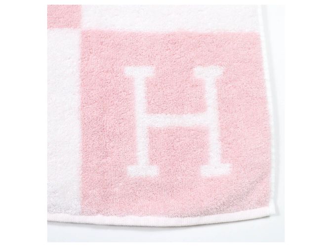 Hermès Hermes Avalon Cotton Bath Towel Pink - view 4