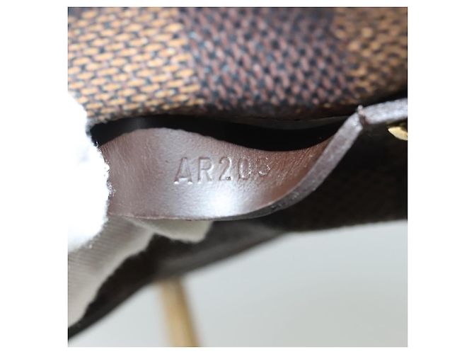 Custodia Okapi per fotocamera Damier PM Louis Vuitton Marrone - vista 6
