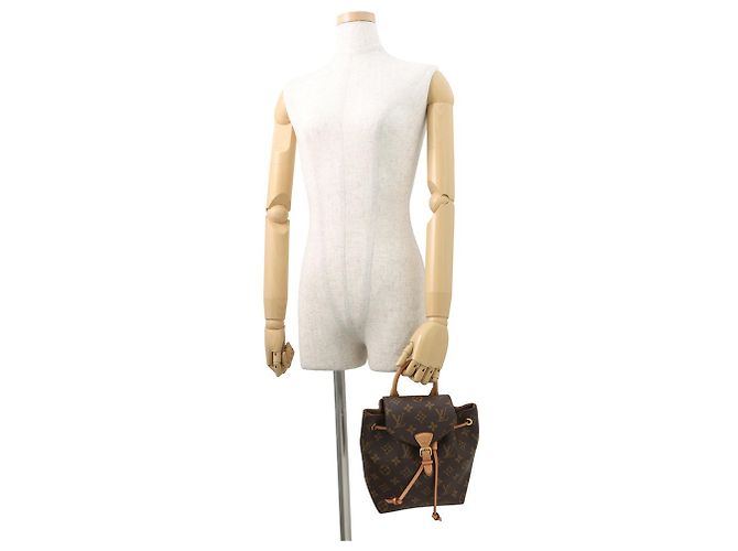 Borsa Louis Vuitton Monogram Montsouris NM BB Marrone - vista 4