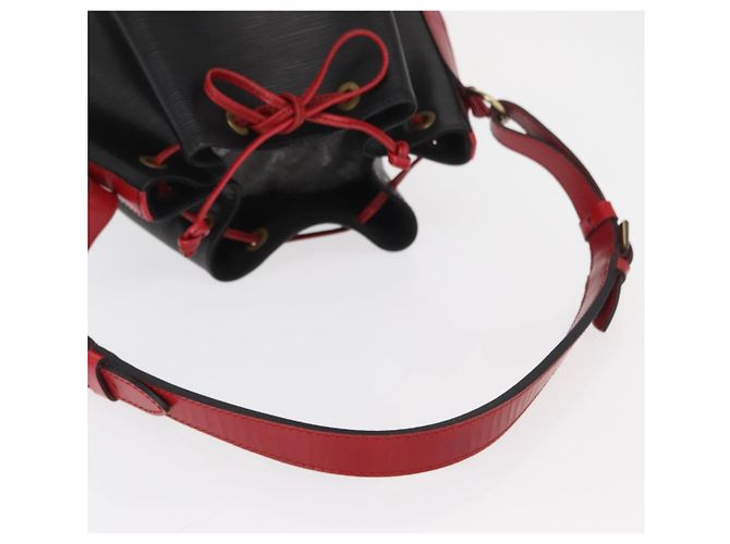 LOUIS VUITTON Epi Noe Schultertasche Bicolor Schwarz Rot M44017 LV Auth 158992 - Ansicht 7