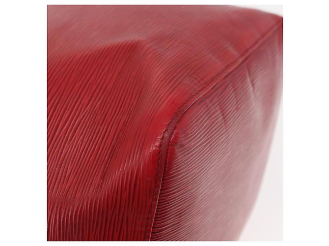 Noe LOUIS VUITTON Borsa a Spalla Petit Noé Epi Rossa M44107 LV Auth 161223 Rosso - vista 17