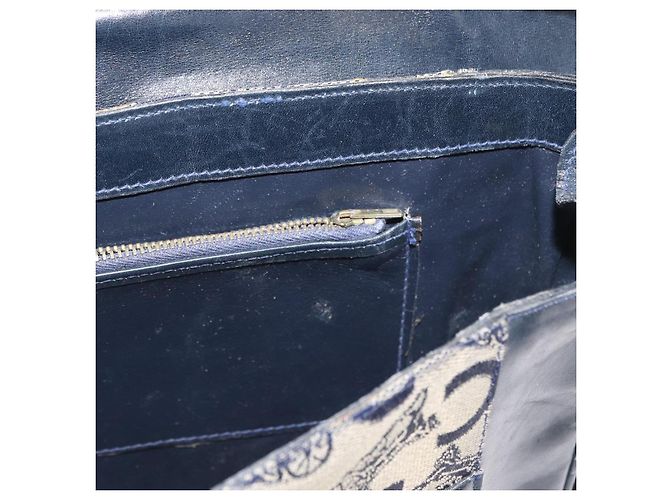 Céline Borsa a Spalla Celine C Sulky in Tela Blu Navy e Oro Auth 161128 D'oro - vista 20