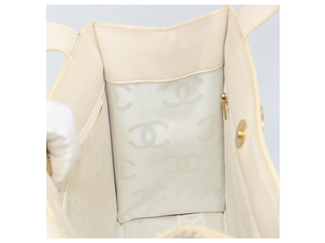 CHANEL Borsa a Spalla Camelia Pelle Verniciata Avorio Oro CC Auth 161438 D'oro Crudo - vista 21