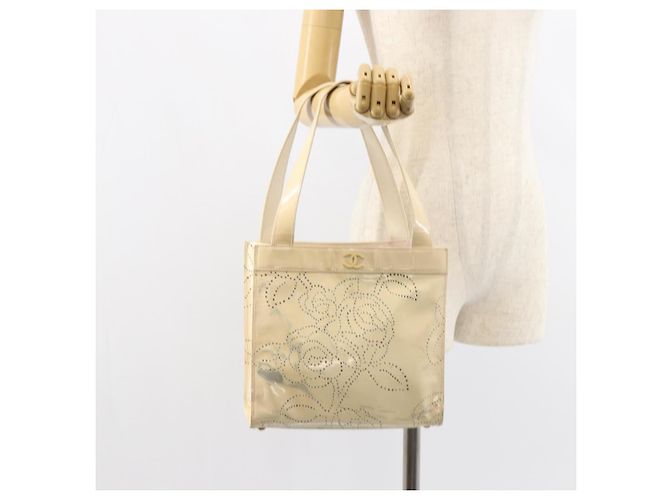 CHANEL Borsa a Spalla Camelia Pelle Verniciata Avorio Oro CC Auth 161438 D'oro Crudo - vista 25