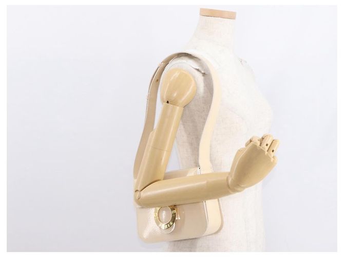 Céline Borsa a Spalla CELINE Circle Smalto Avorio Oro Auth 161499 D'oro Crudo - vista 25