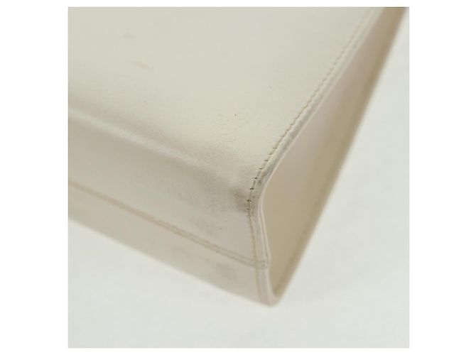 Borsa a mano Vala in pelle 2 in 1 bianca e oro Auth 160802 di Salvatore Ferragamo Bianco D'oro - vista 18