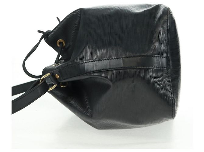 Noe LOUIS VUITTON Borsa a Spalla Petit Noé Epi Nera M44102 LV Auth 162962 Nero - vista 3