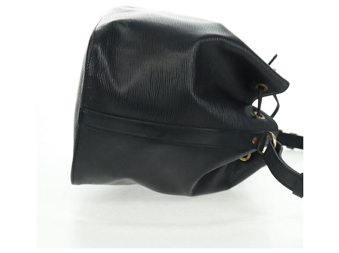 Noe LOUIS VUITTON Borsa a Spalla Petit Noé Epi Nera M44102 LV Auth 162962 Nero - vista 4