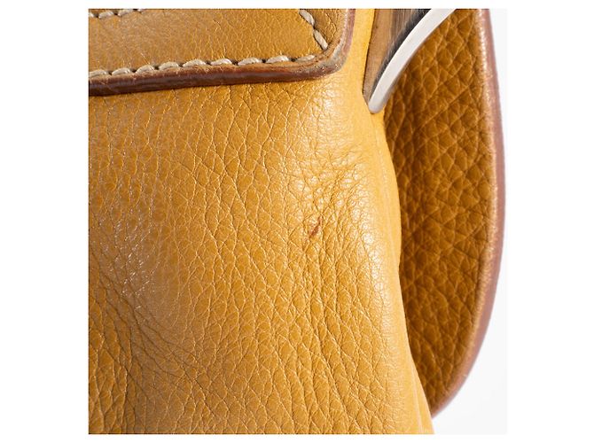Borsa a Spalla in Pelle Prada BR2470 Cammello - vista 19