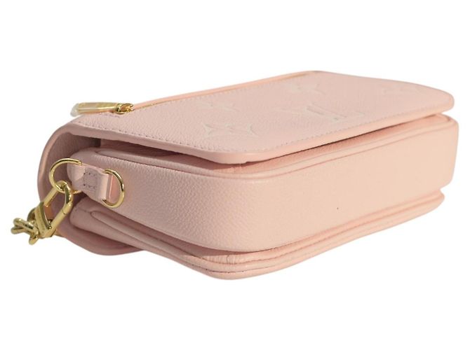 Bolsa de couro rosa pó Monogram Empreinte Giant Pochette Métis da Louis Vuitton - vista 10