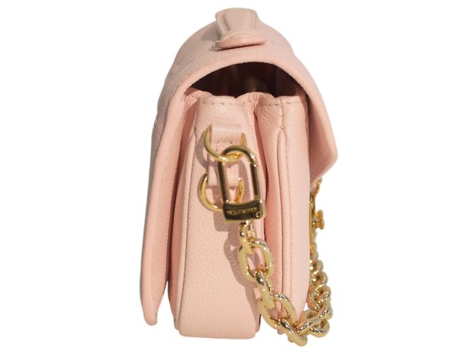 Bolsa de couro rosa pó Monogram Empreinte Giant Pochette Métis da Louis Vuitton - vista 3