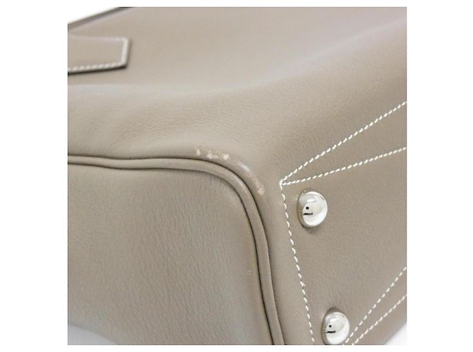 Borsa Hermès Victoria II 12H Taupe - vista 2