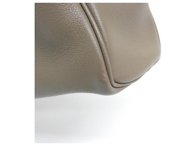 Borsa Hermès Victoria II 12H Taupe - vista 3