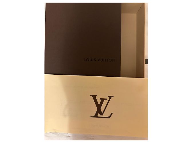 Louis Vuitton Sarah Cartera Monogram Marrón Castaña - vista 10