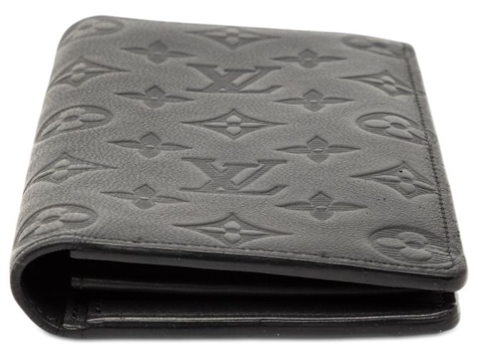 Cartera Brazza Monogram Shadow Negra Louis Vuitton Negro - vista 3