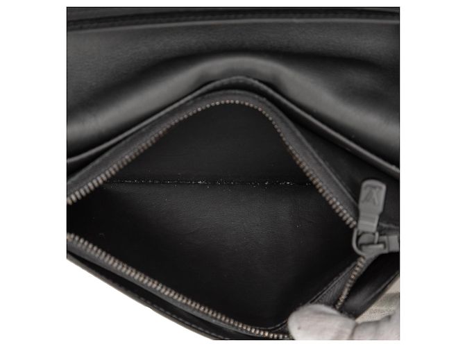 Cartera Brazza Monogram Shadow Negra Louis Vuitton Negro - vista 5