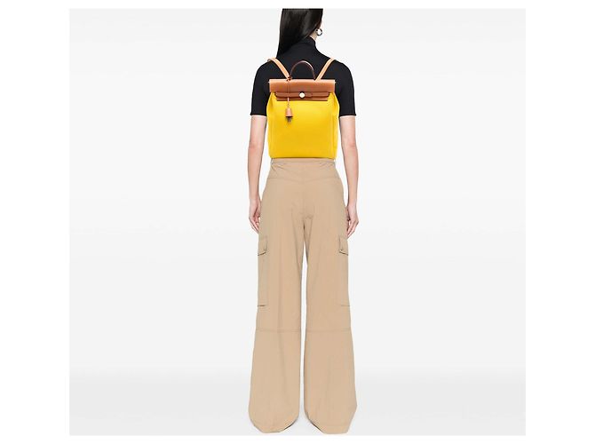 Zaino Zip Retourne Herbag A Dos in Tela Gialla Hermès Giallo - vista 7