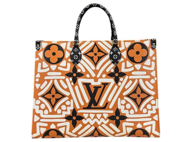 Borsa a spalla On the Go GM LV Crafty della collezione capsule Louis Vuitton - vista 3