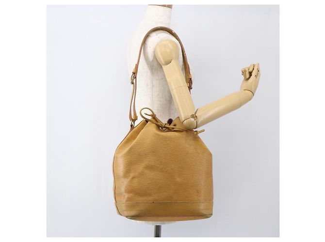 LOUIS VUITTON Borsa a Spalla Epi Noe Tassili Gialla M44009 LV Auth 162958 - vista 19