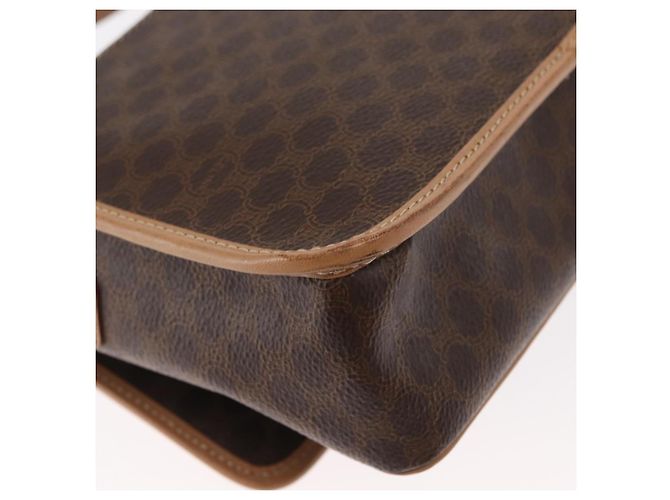 Céline Borsa a Spalla in Tela Macadam CELINE in Pelle PVC Marrone Oro Auth 161505 D'oro - vista 16