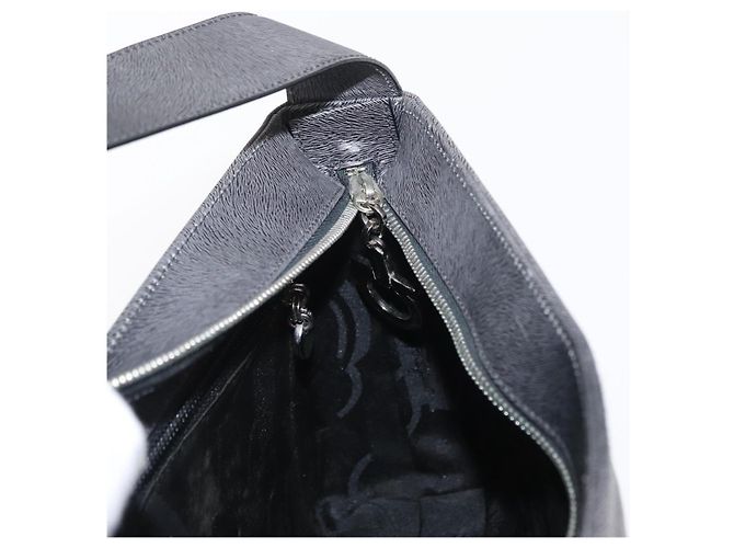 Borsa a Spalla Gancini in Pelle Grigia Argento Salvatore Ferragamo Auth hk3307 - vista 18